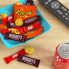 HERSHEY'S, KIT KAT® and REESE'S Miniatures Assorted Flavored Candy Share Pack, 8 oz