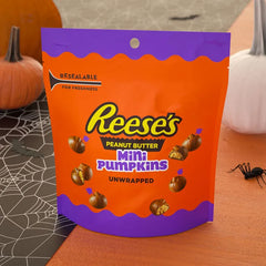 REESE'S Unwrapped Chocolate Peanut Butter Creme Mini Pumpkins, Halloween Candy Bag, 7 oz