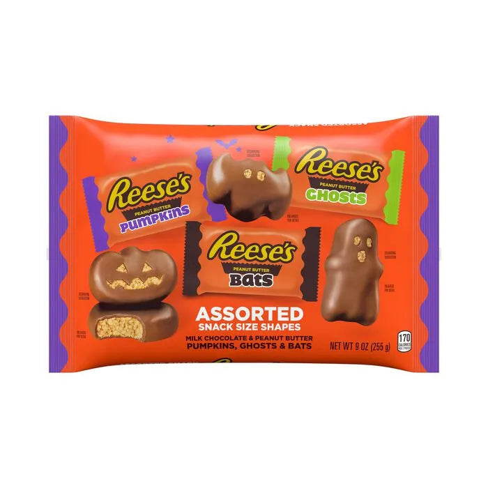 REESE'S Assorted Snack Size Milk Chocolate Peanut Butter Halloween Shapes, Variety Bag, 9 oz