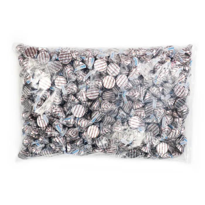 HERSHEY’S HUGS Milk Chocolate and White Creme Candy 3.75 lb Bulk Bag